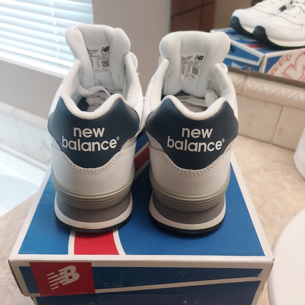 New Balance NB574WNY Size 10 - Picture 3 of 9